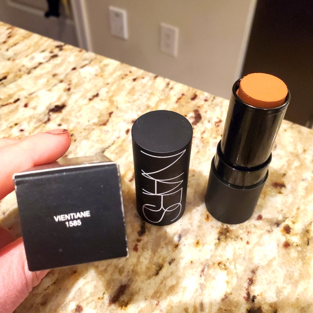 Nars matte multiple Vientiane colour number 1585